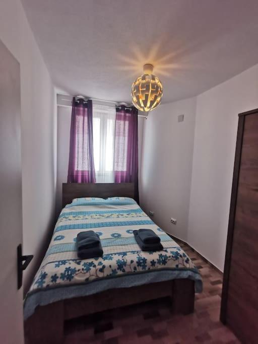 Apartmani Viktorija Fazana Exterior photo