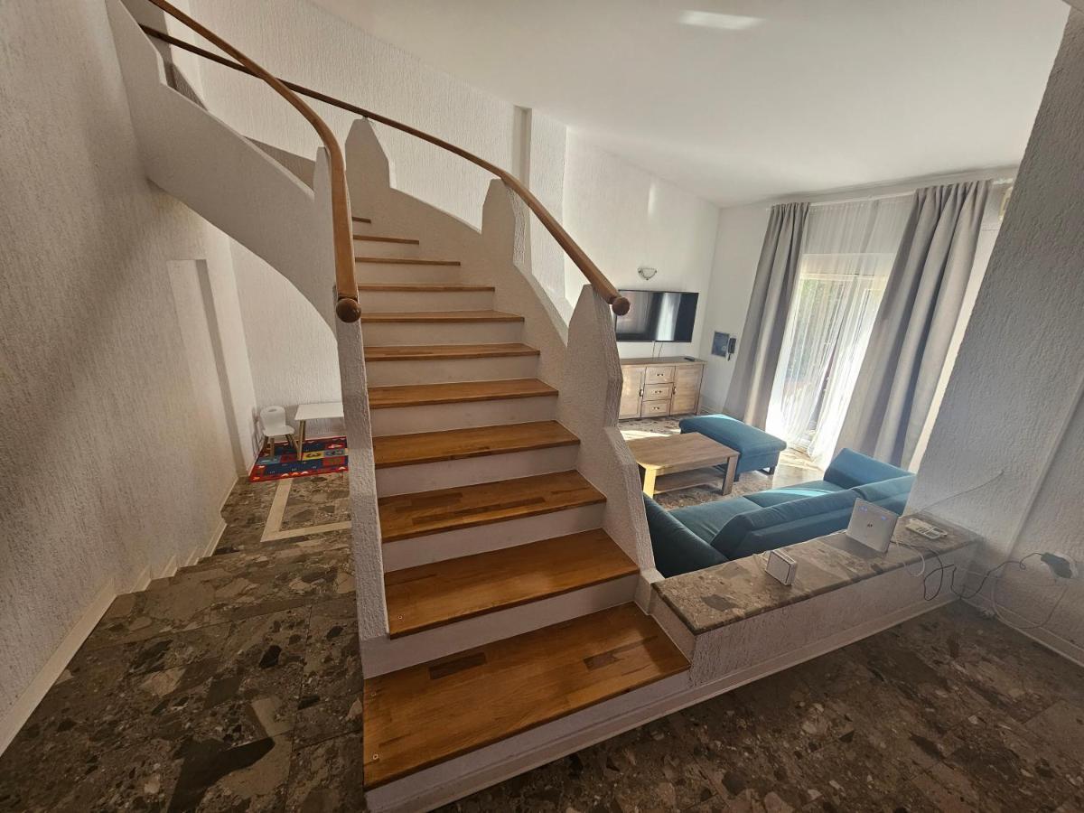 Apartmani Viktorija Fazana Exterior photo