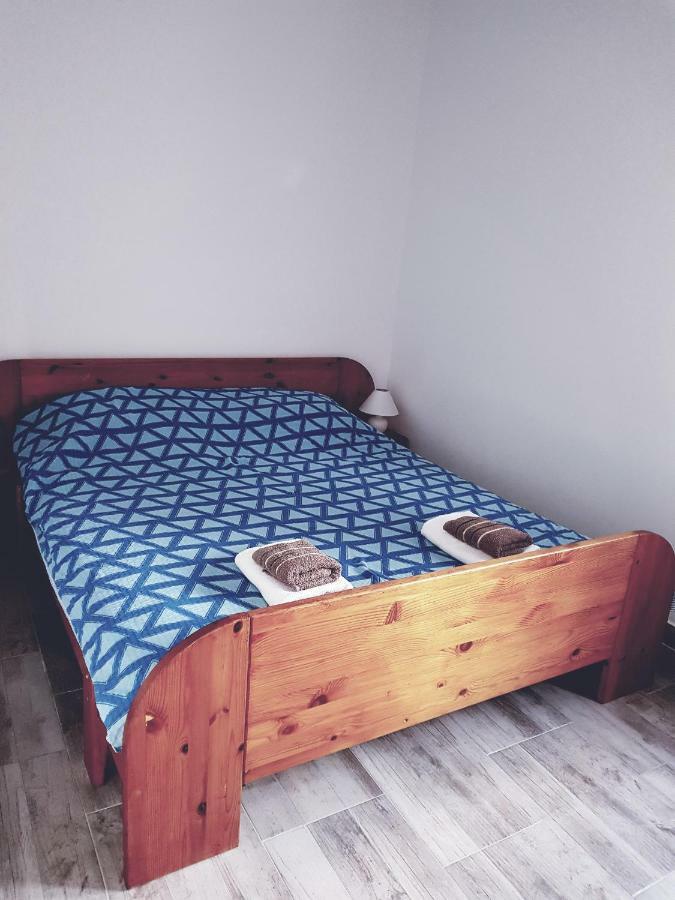 Apartmani Viktorija Fazana Exterior photo